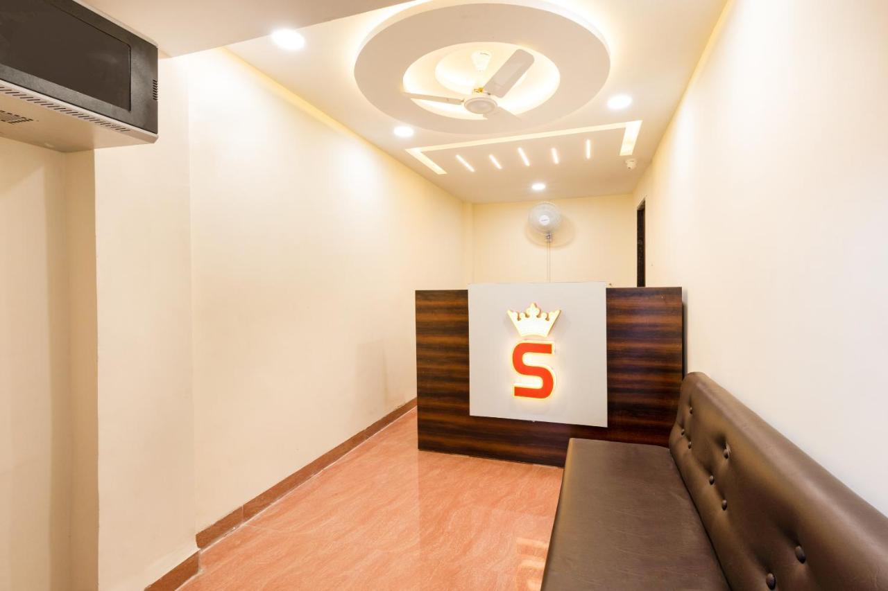 Oyo 71689 Hotel S Pride Indaur Exteriér fotografie
