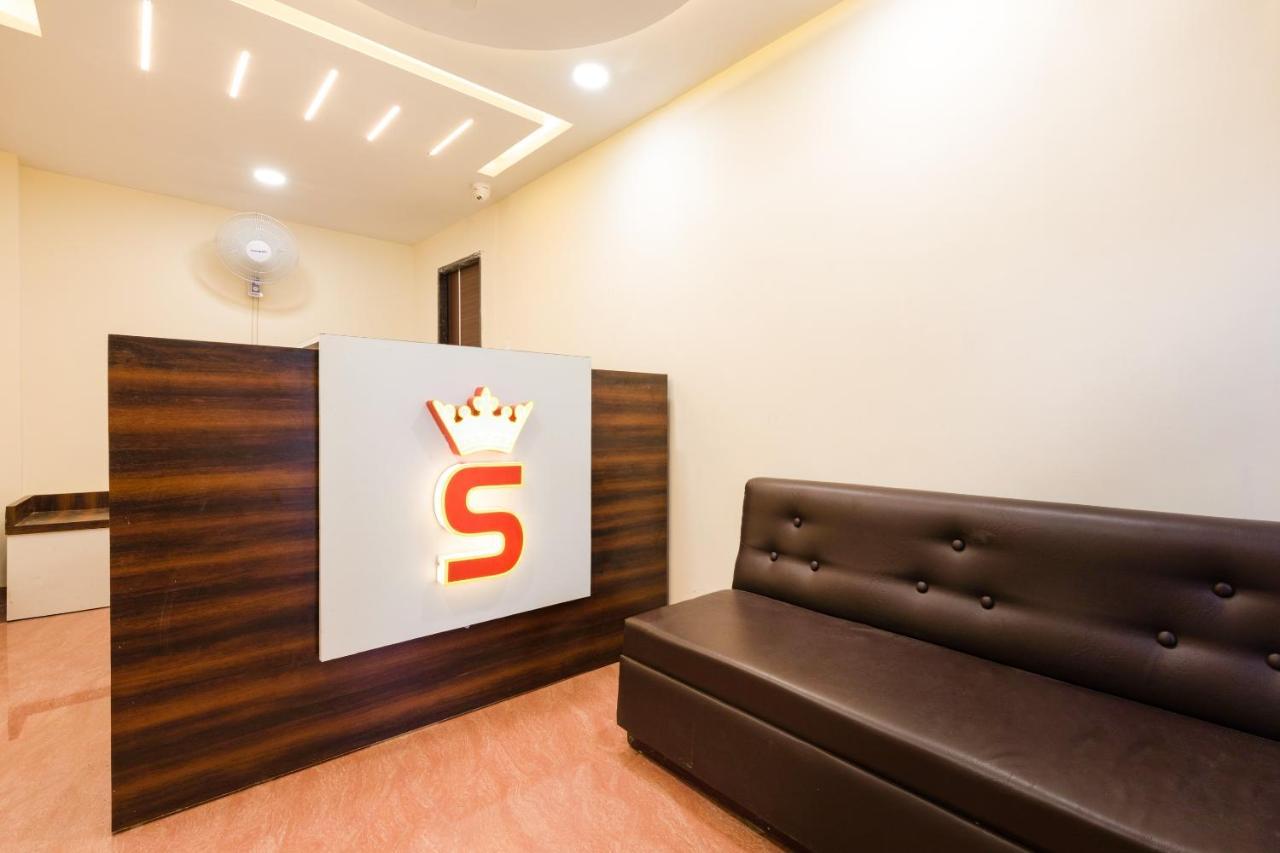 Oyo 71689 Hotel S Pride Indaur Exteriér fotografie
